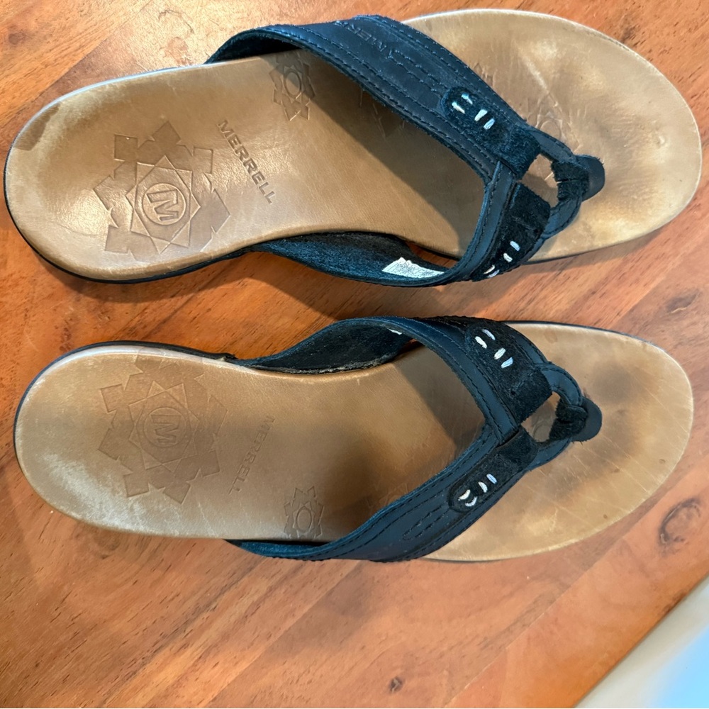 Merrell‎ Black and Tan Sandals